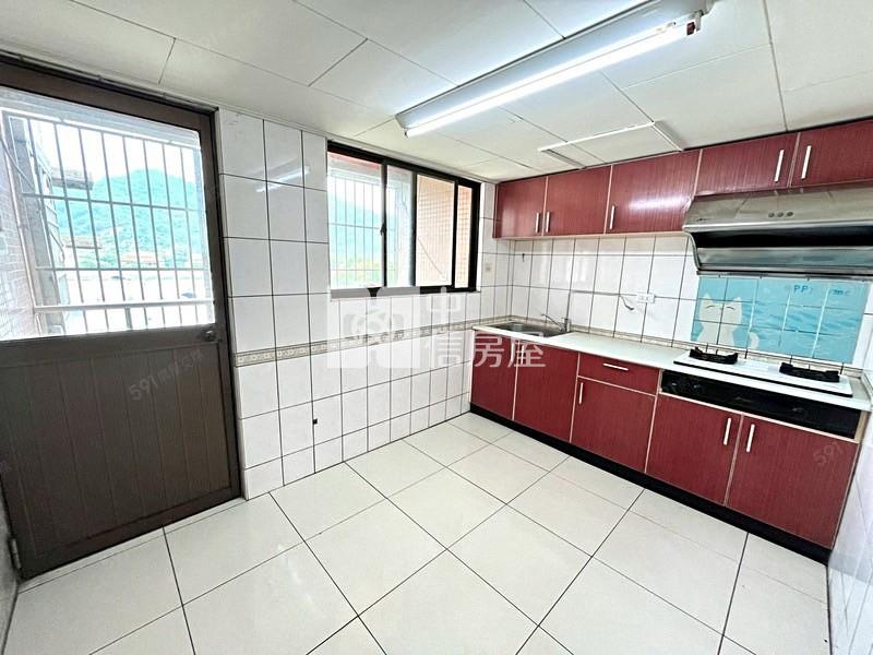 塗城低總價三房房屋室內格局與周邊環境