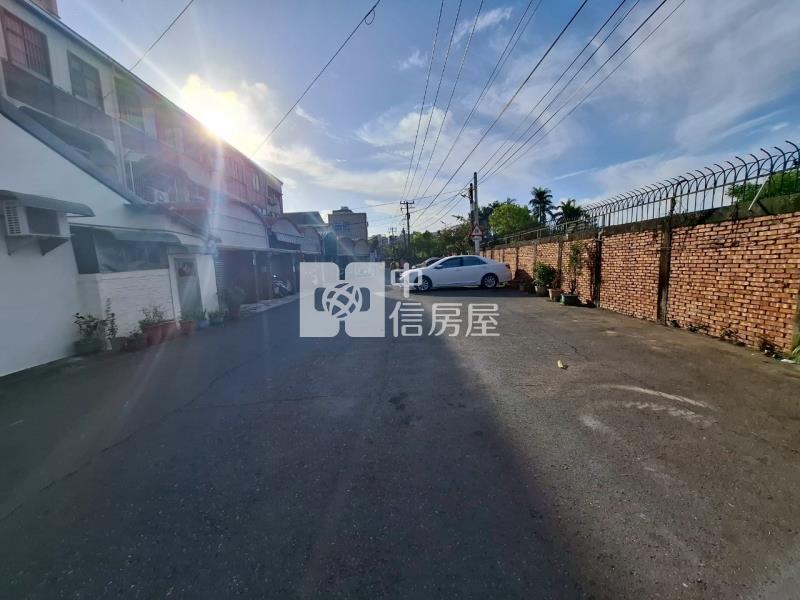 仁德二空建地買地送屋房屋室內格局與周邊環境