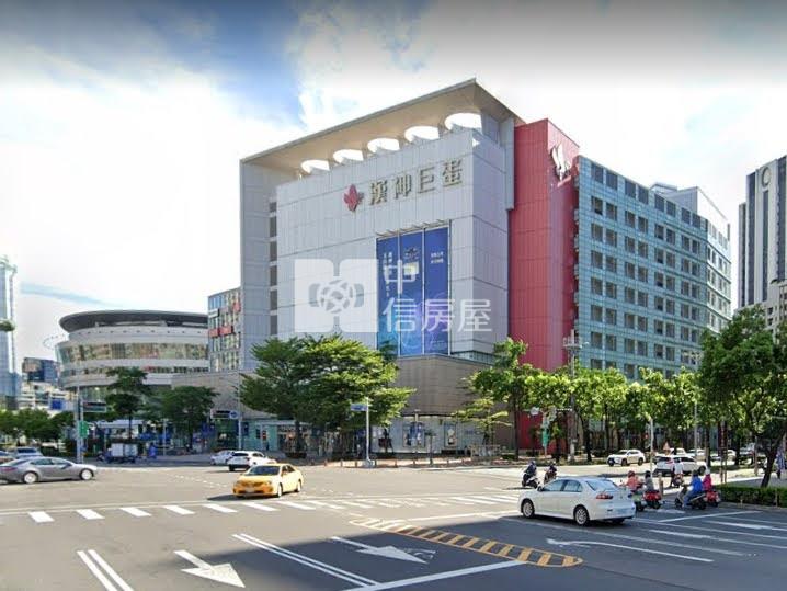 北高漢神巨蛋黃金店面房屋室內格局與周邊環境