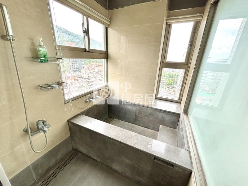 凱悅二期高樓景觀溫泉兩房房屋室內格局與周邊環境