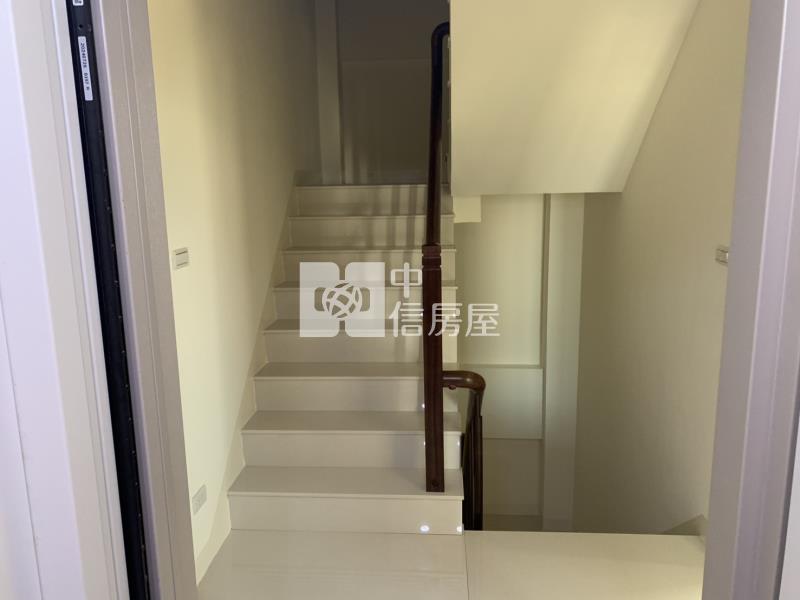 全新電梯透天車墅(2)房屋室內格局與周邊環境