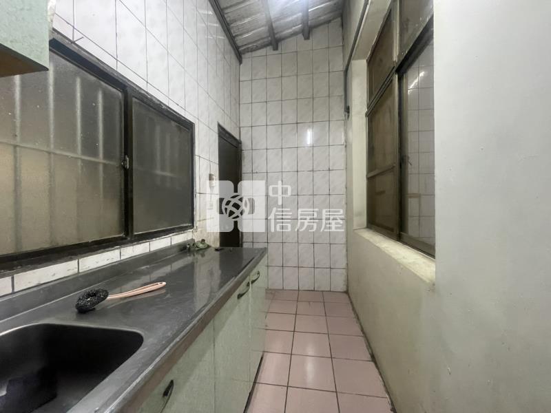溪州國小㊣旁雙車墅房屋室內格局與周邊環境