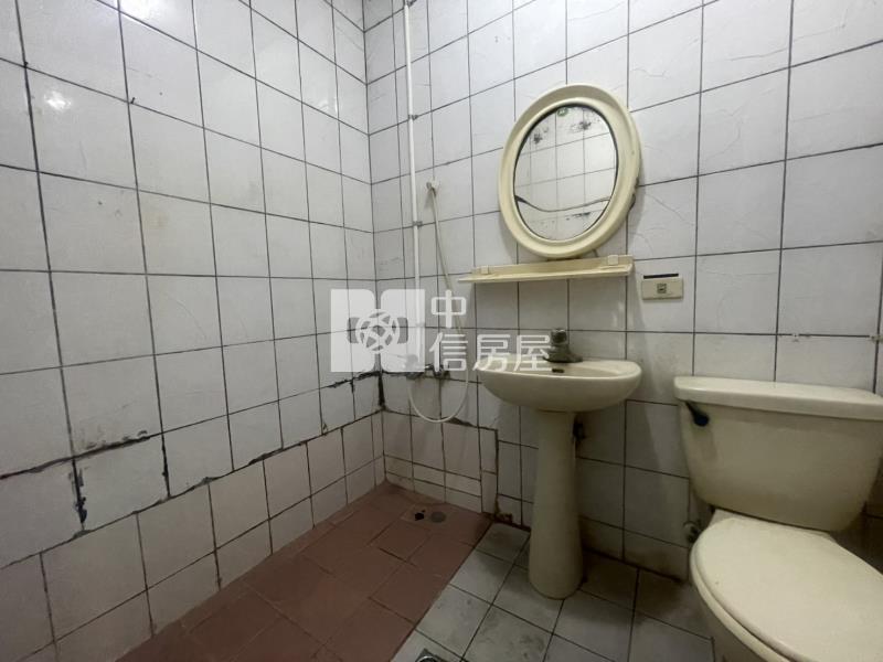 溪州國小㊣旁雙車墅房屋室內格局與周邊環境