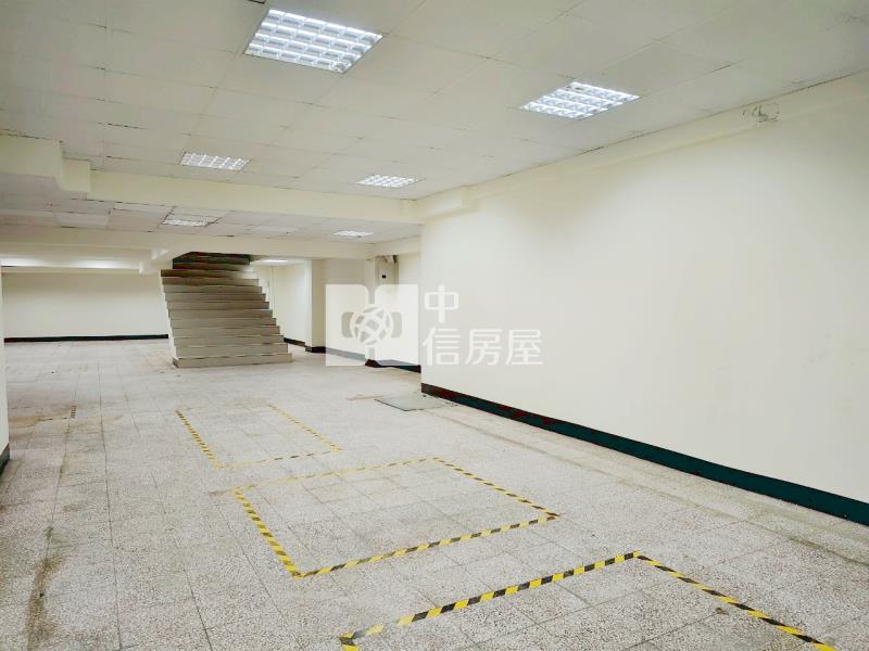 新竹車站轉運站商場房屋室內格局與周邊環境