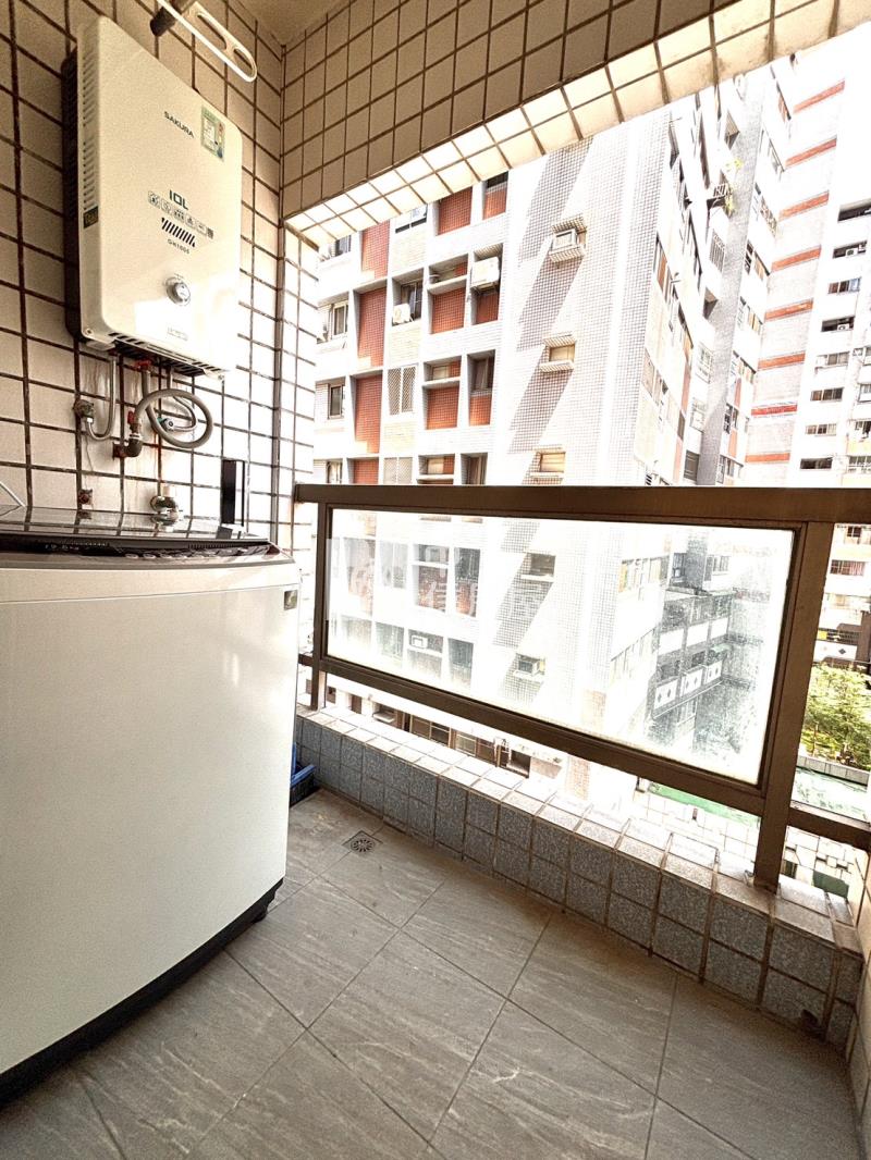 梅川河岸*近崇德捷運*美宅房屋室內格局與周邊環境