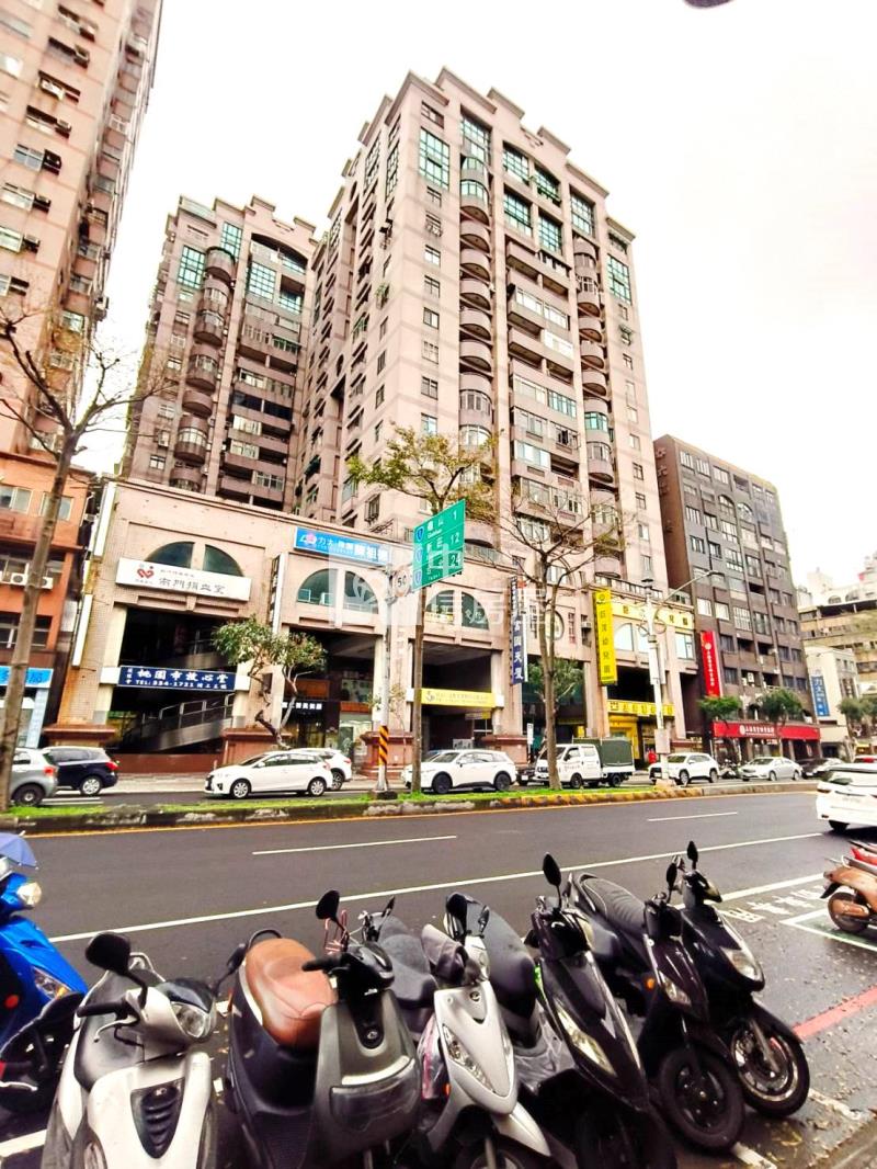 【新世紀】南門市場全新個人商務房屋室內格局與周邊環境