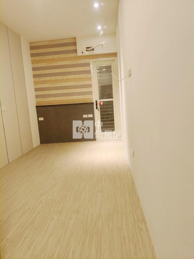 【新世紀】南門市場全新個人商務房屋室內格局與周邊環境