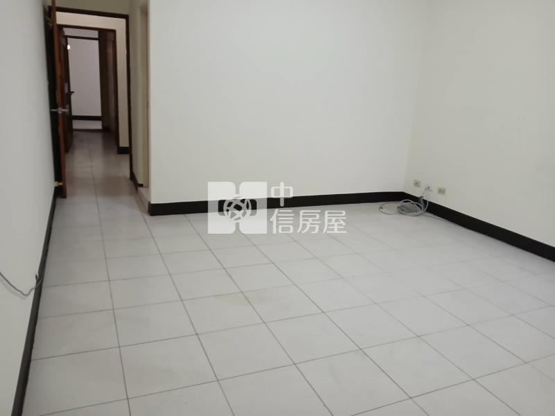 善化小新營透天(129)房屋室內格局與周邊環境