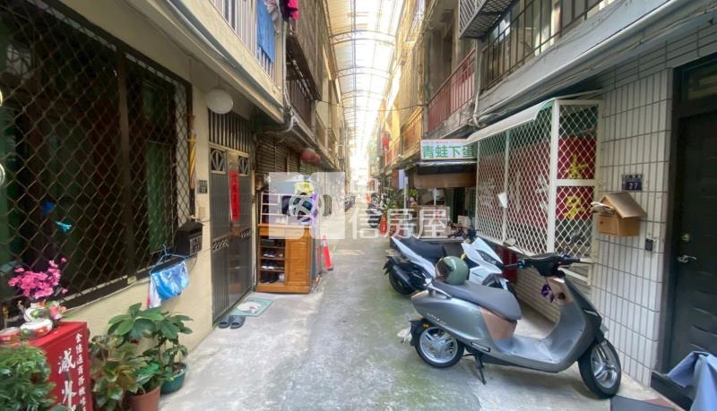 文華路巷內6間透套住二可營登房屋室內格局與周邊環境