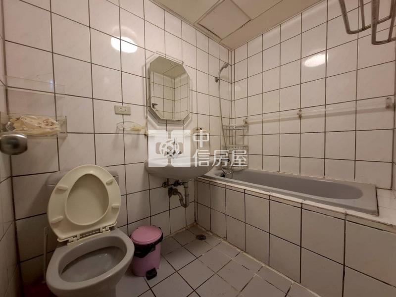 中壢體育園區大三房美寓房屋室內格局與周邊環境