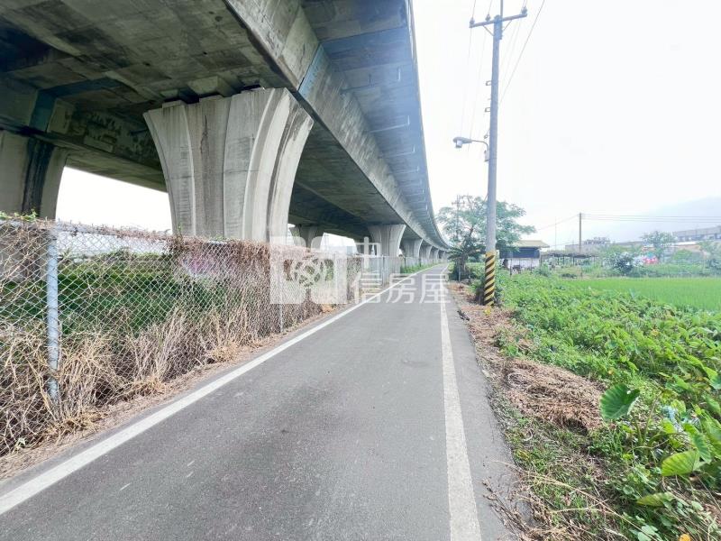 台中霧峰亞大方正農地房屋室內格局與周邊環境