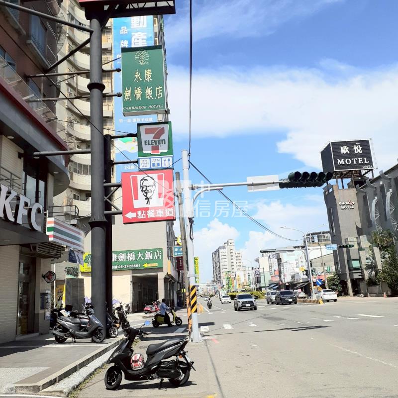 永康龍的天下美套房房屋室內格局與周邊環境