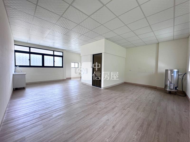 斗六近棒球場全新整理邊間透天房屋室內格局與周邊環境