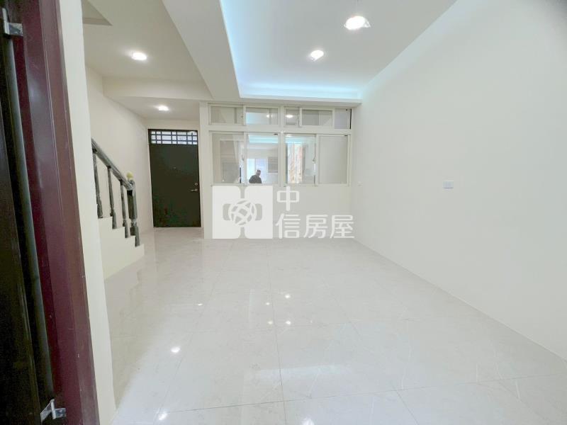 龍潭建龍重整透天房屋室內格局與周邊環境