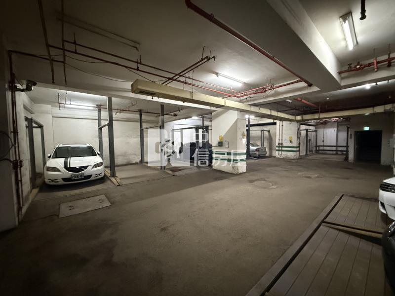北區中國醫稀有低總價套+車位房屋室內格局與周邊環境