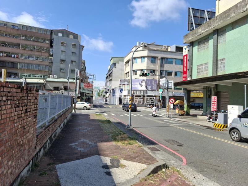 府城文青風臻品美宅房屋室內格局與周邊環境