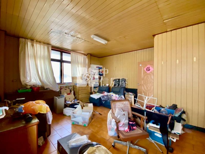 南清大田字大面寬車庫透天房屋室內格局與周邊環境