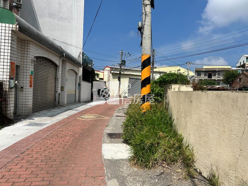 近土城國小方正建地+平房房屋室內格局與周邊環境