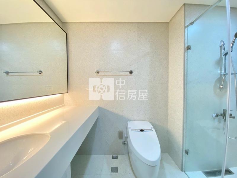 順天豐華矽品旁全新大兩房平車房屋室內格局與周邊環境