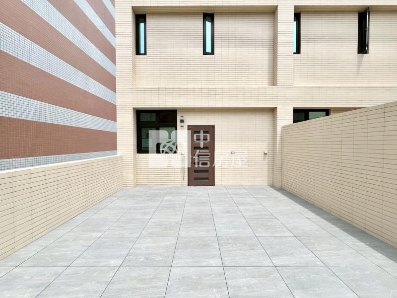 國圖綠園道鄰30米路店住合一豪墅房屋室內格局與周邊環境