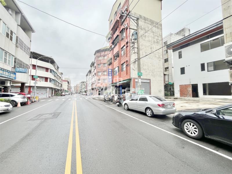 水湳經貿大地坪透天房屋室內格局與周邊環境