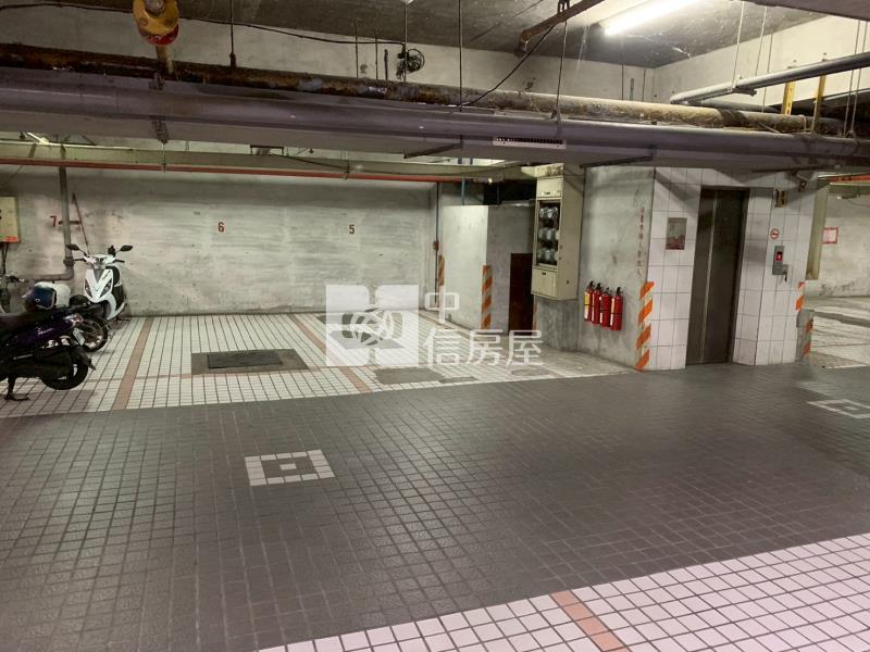 近路科四房+平車