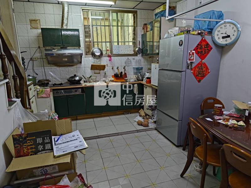 成大東寧商圈優靜方正透天房屋室內格局與周邊環境