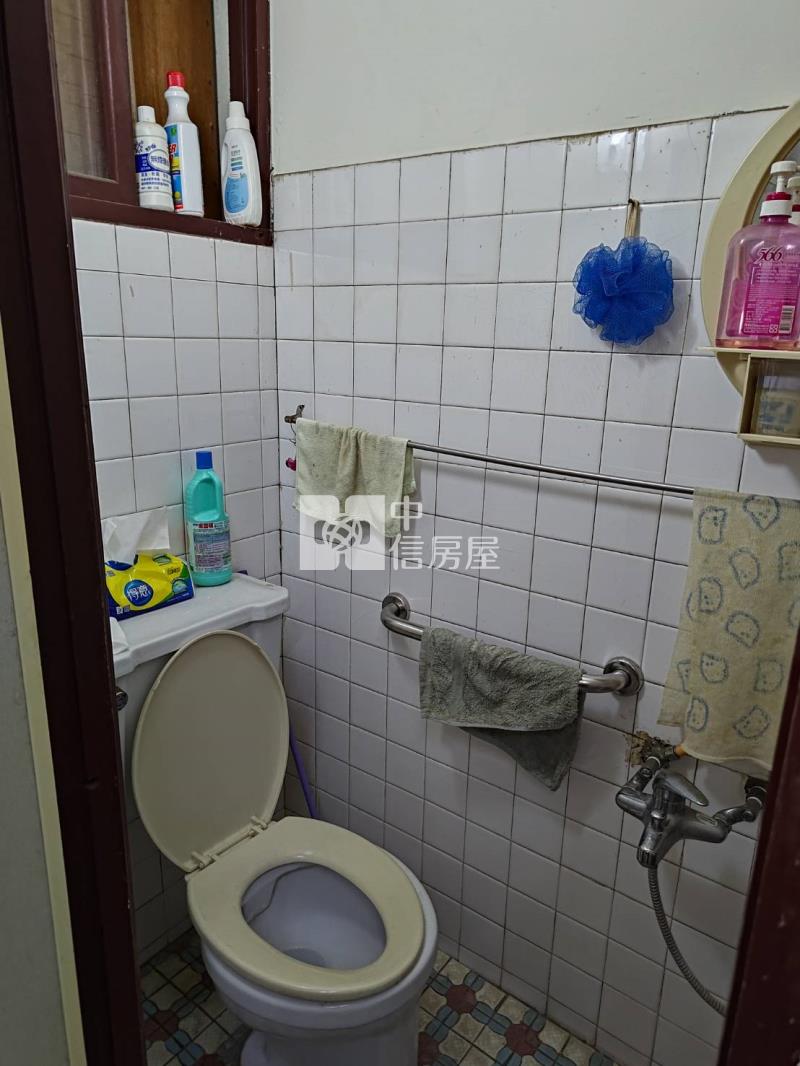 成大東寧商圈優靜方正透天房屋室內格局與周邊環境