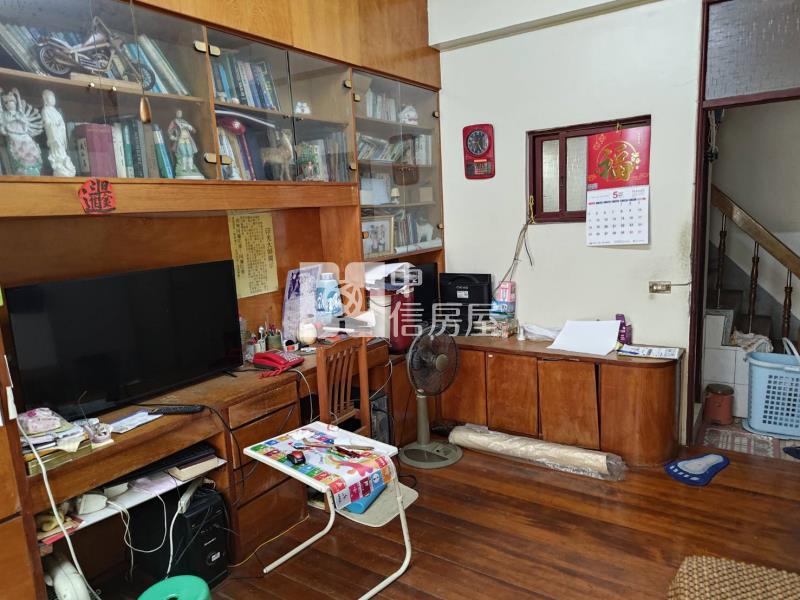 成大東寧商圈優靜方正透天房屋室內格局與周邊環境