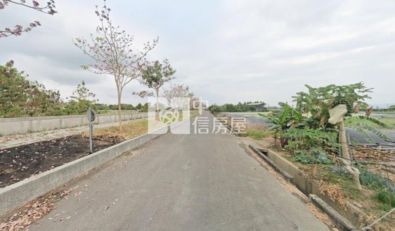 美濃三面臨路面寬農地房屋室內格局與周邊環境