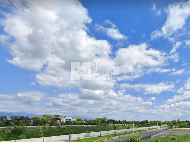美濃三面臨路面寬農地房屋室內格局與周邊環境