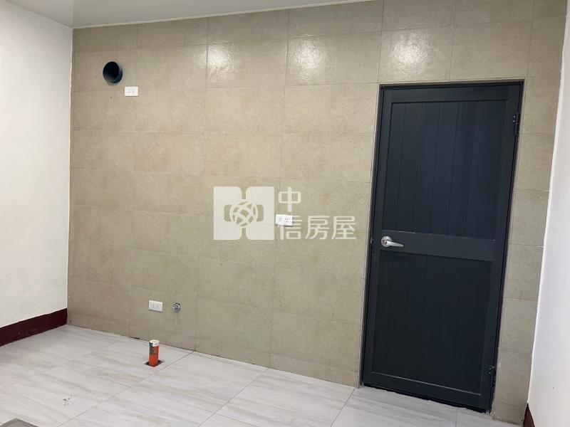 大寮翻新車庫透天房屋室內格局與周邊環境