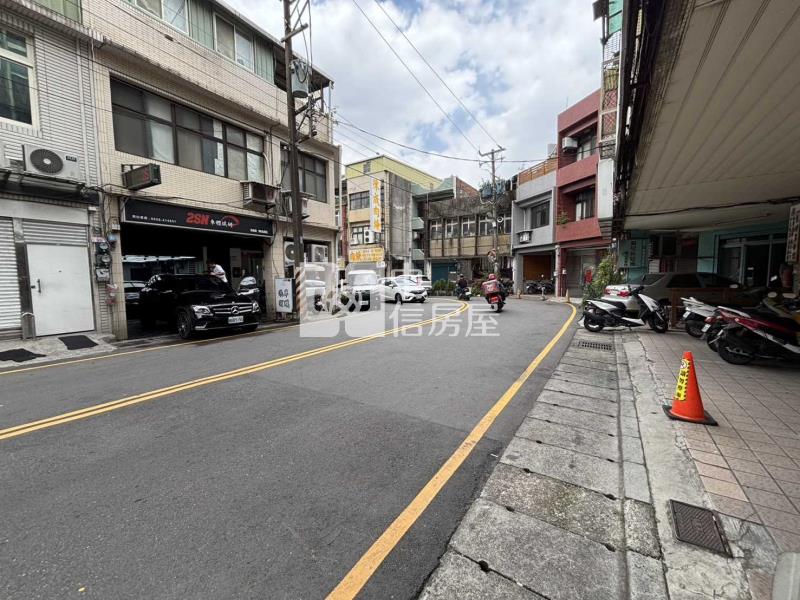 近中壢車站無保登平房房屋室內格局與周邊環境