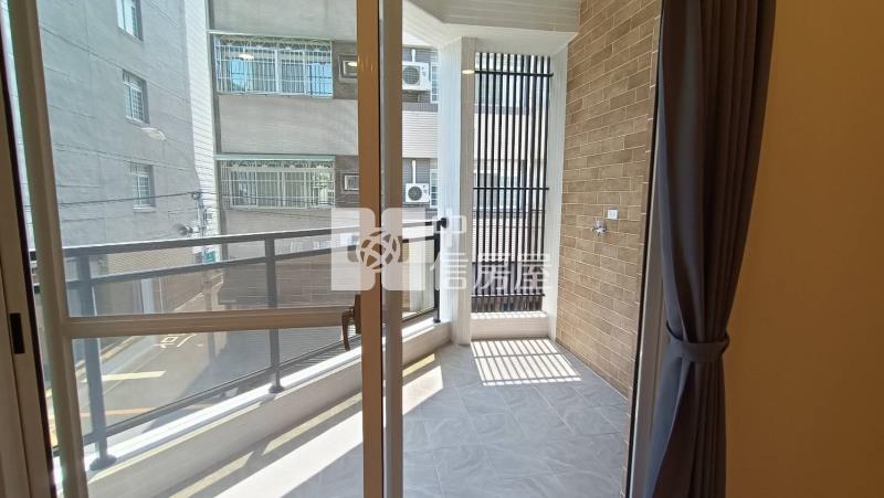 青年國中翻新優質美店住房屋室內格局與周邊環境