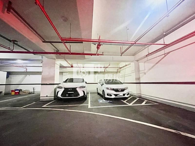 專任-草漯重劃區3房車位房屋室內格局與周邊環境