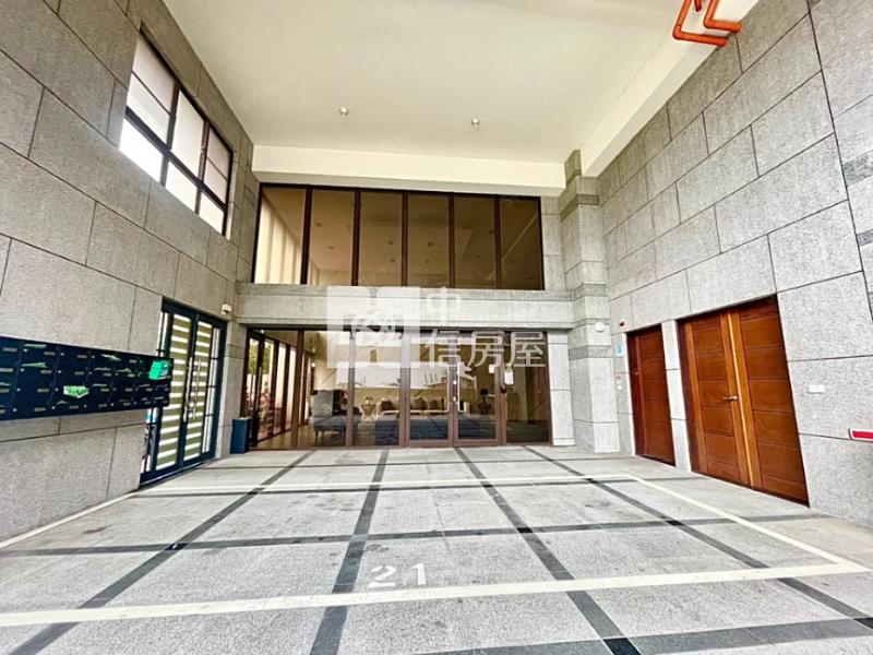專任-草漯重劃區3房車位房屋室內格局與周邊環境