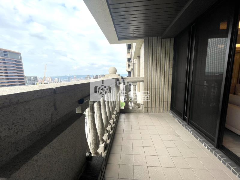 桃園景觀精裝屋房屋室內格局與周邊環境