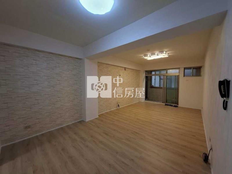 中壢體育園區低樓層美三房房屋室內格局與周邊環境