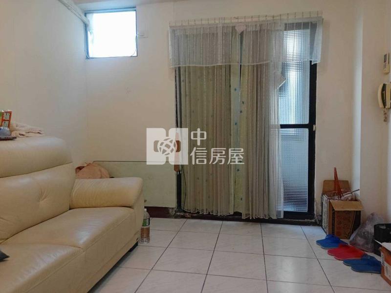 近體育園區 華廈美兩房房屋室內格局與周邊環境