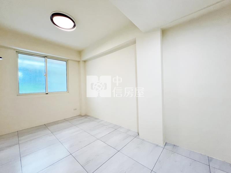 五權車站三樓公寓房屋室內格局與周邊環境