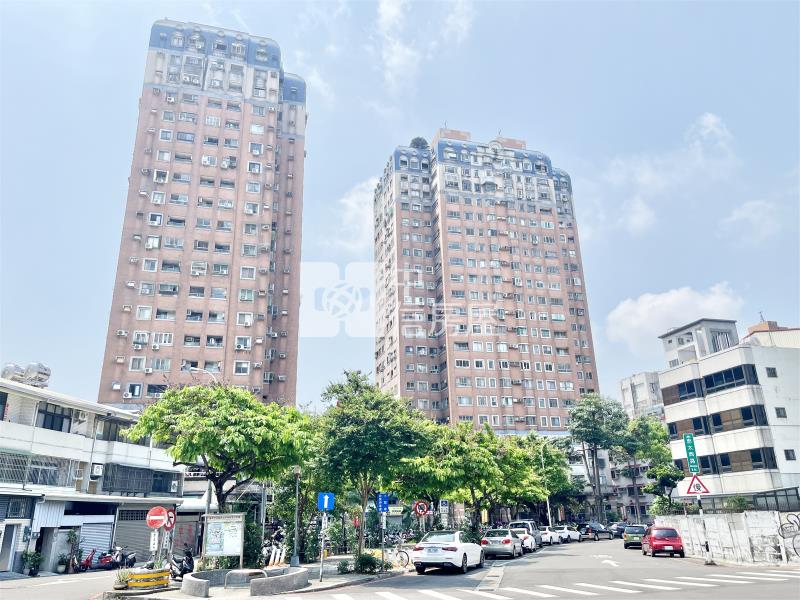 麗園道三房平車視野戶房屋室內格局與周邊環境