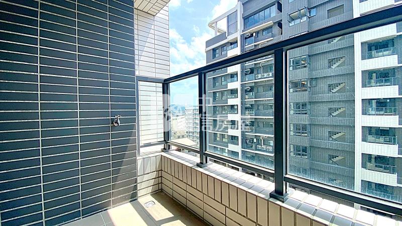 74號旁三房平車視野戶房屋室內格局與周邊環境