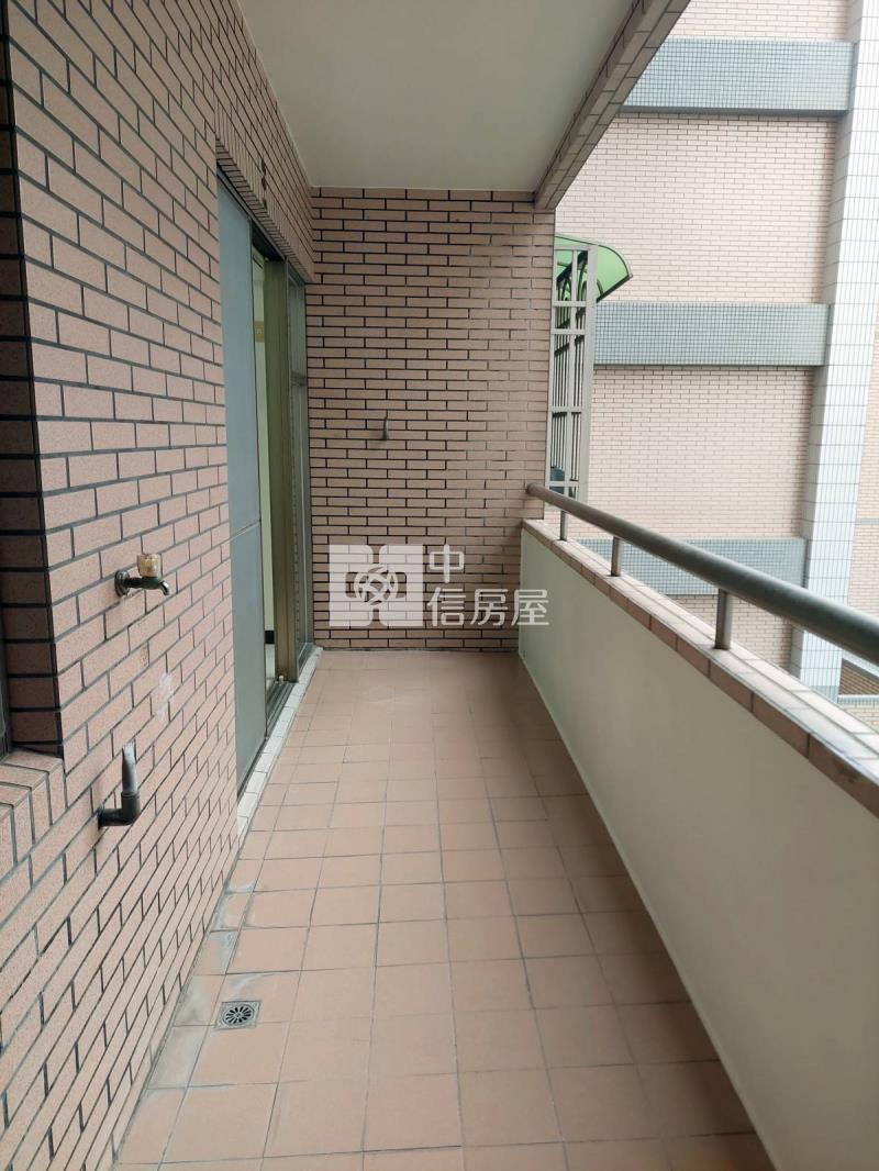 永新國宅三房平車電寓房屋室內格局與周邊環境