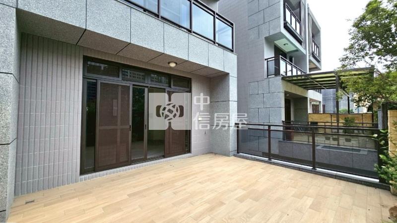 十期臨路全新未住大面寬雙車電梯別墅房屋室內格局與周邊環境