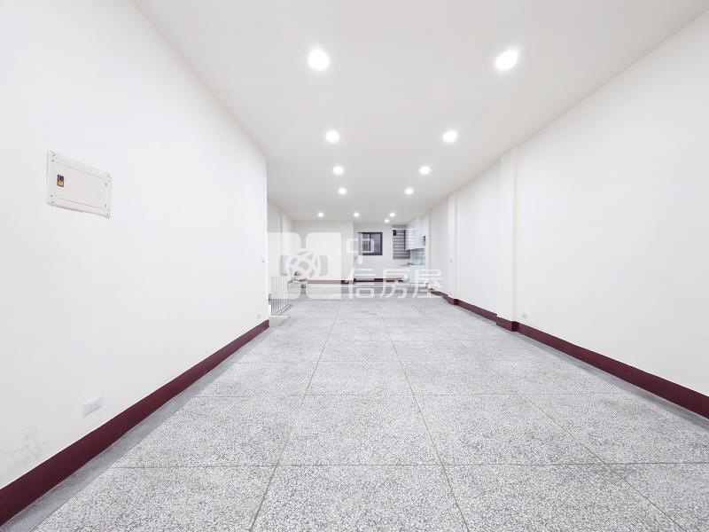 篤行路5米面寬金店房屋室內格局與周邊環境