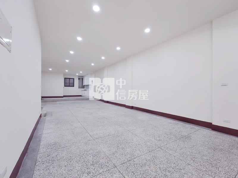 篤行路5米面寬金店房屋室內格局與周邊環境