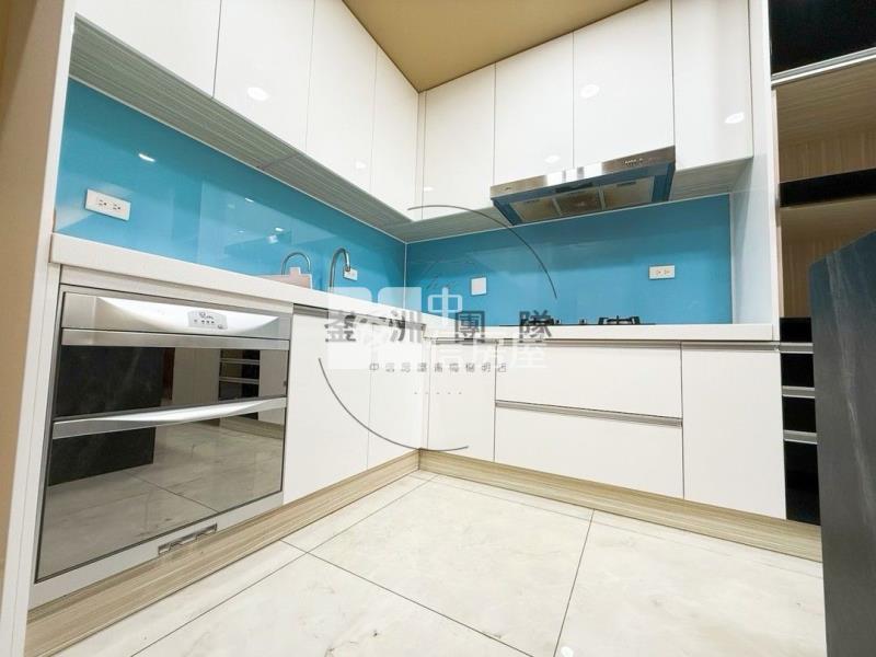 湖口車站露臺雙車位華廈房屋室內格局與周邊環境