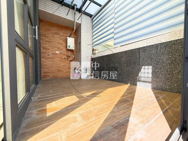 湖口車站露臺雙車位華廈房屋室內格局與周邊環境