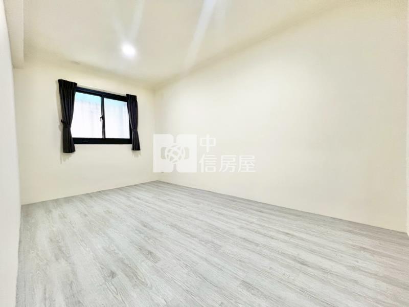 臨曉明女中精裝大三房房屋室內格局與周邊環境