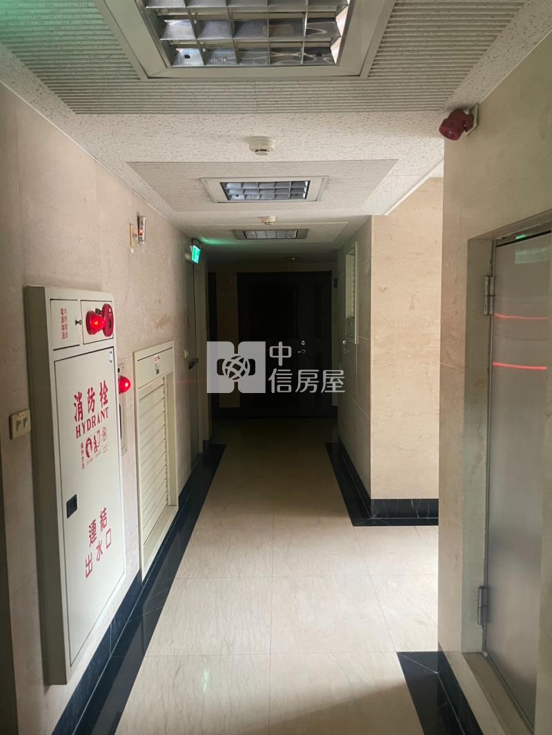 皇城帝寶高樓層三房平車房屋室內格局與周邊環境